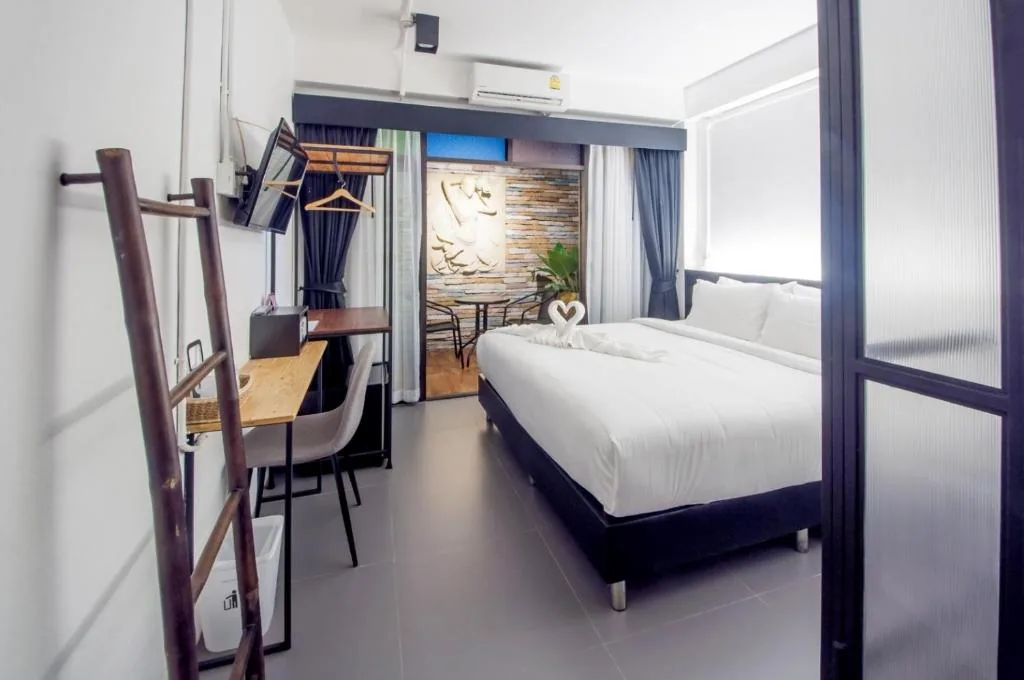 Sathu Hotel